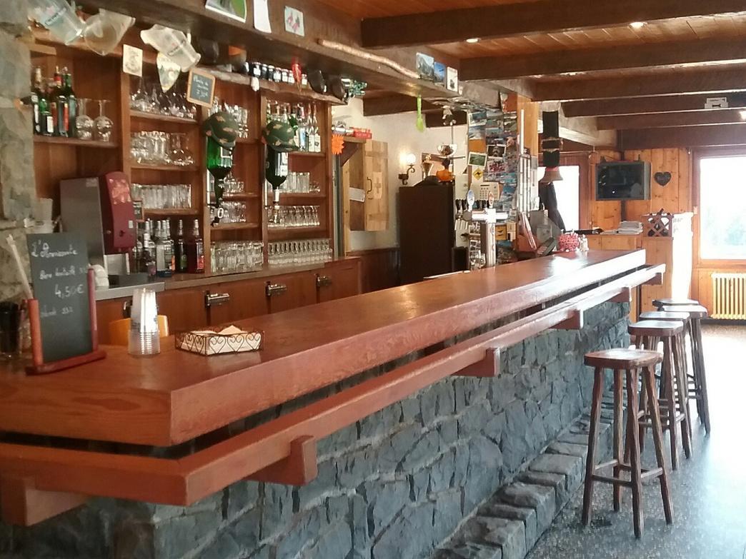 Hotel Restaurant Les Rosieres Манигод Екстериор снимка